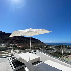 Billy's Marina 360 With Pool Access , Puerto De Mogan España